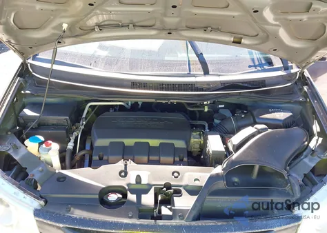 2011 Honda Odyssey Ex z USA, uszkodzony, nr VIN 5FNRL5H4XBB102087